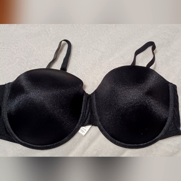 Elegant Underwire Black Women's Bra - Picture 1 of 6